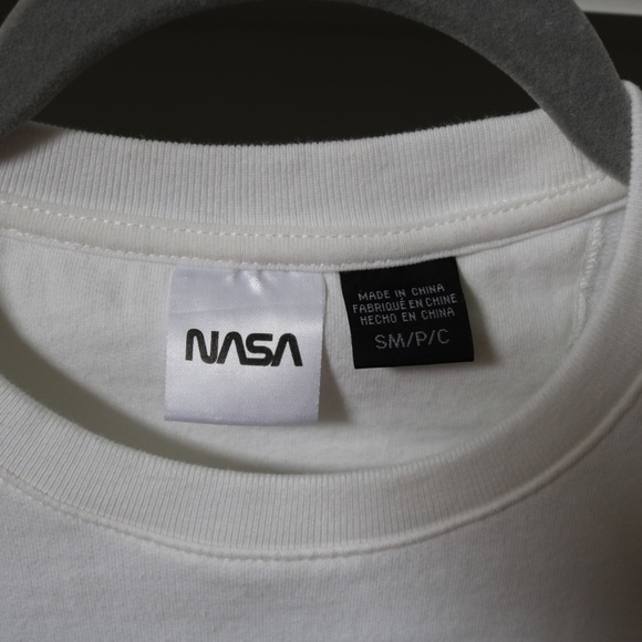 Nasa Sweatshirt - Picture 2 of 5
